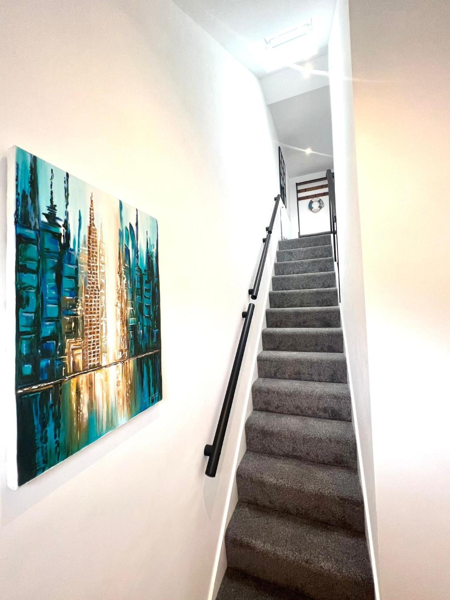 Seascape - Stylish Modern Apartment Бартон-он-Сі Екстер'єр фото